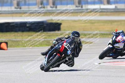 media/Apr-23-2022-Fastrack Riders (Sat) [[cb2d6ae73d]]/LEVEL 4/1PM TURN 6 OUTSIDE/